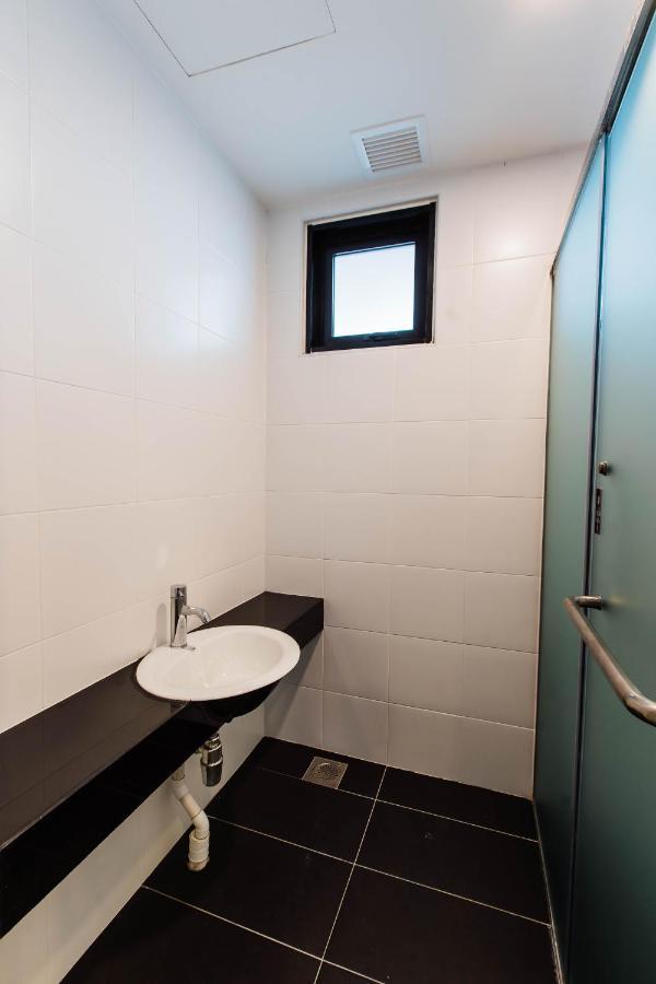 Cozy Homestay With Wifi @Encorp Strand Mall @Alpha Ivf Petaling Jaya Exterior foto